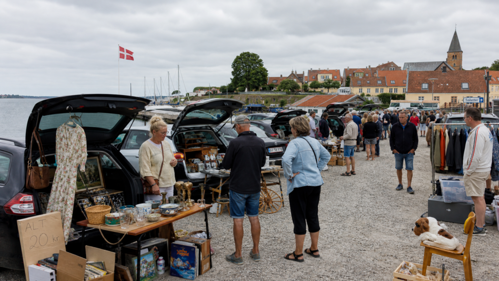 Kofferraumflohmarkt Søndervig (Dienstags)