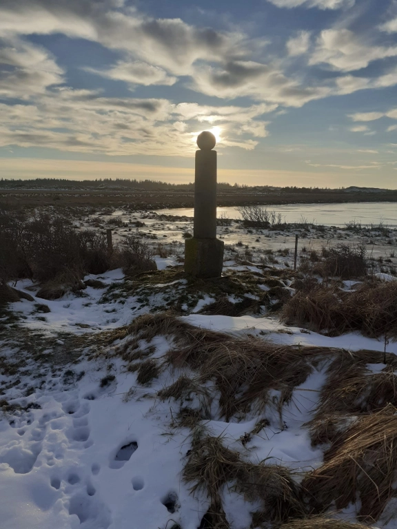 Kongestenen bei Grønnestrand - Sehenswürdigkeit in Nordjütland (Nordsee), Dänemark