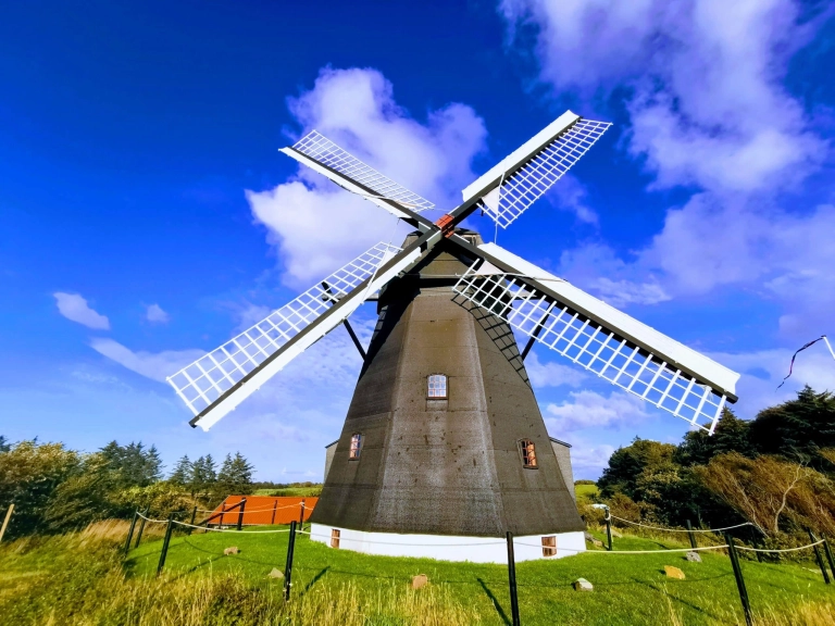 Vennebjerg Mølle & Keramikcafé Møllehuset